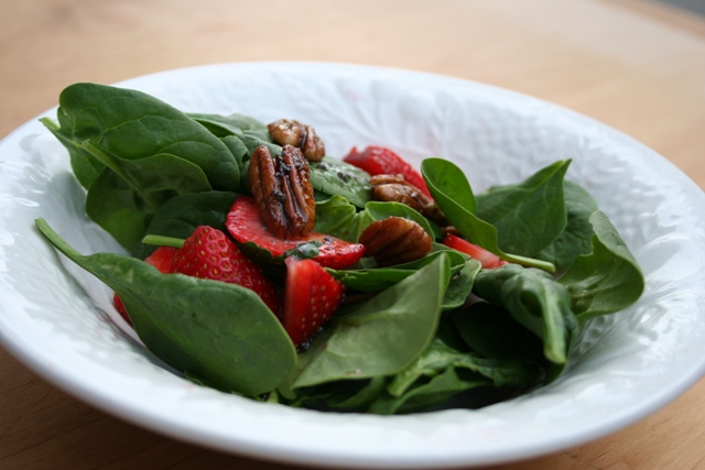 spinach & strawberry salad 2